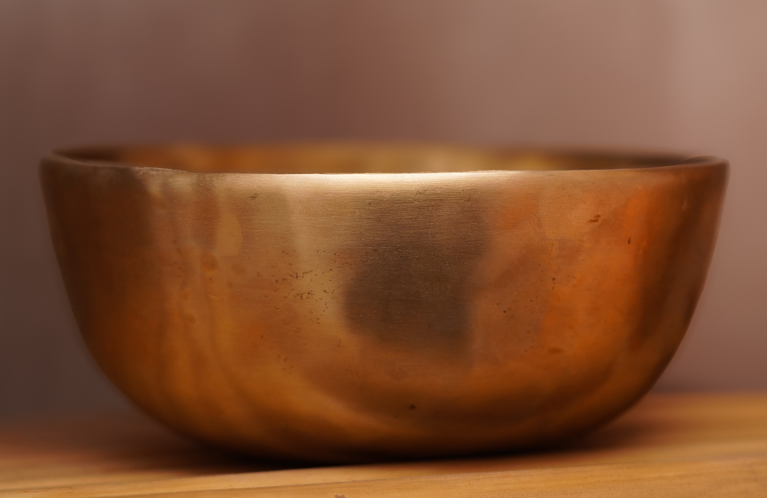 Ruhe finden mit Klangschalen, Zimbeln und Tempelglocken